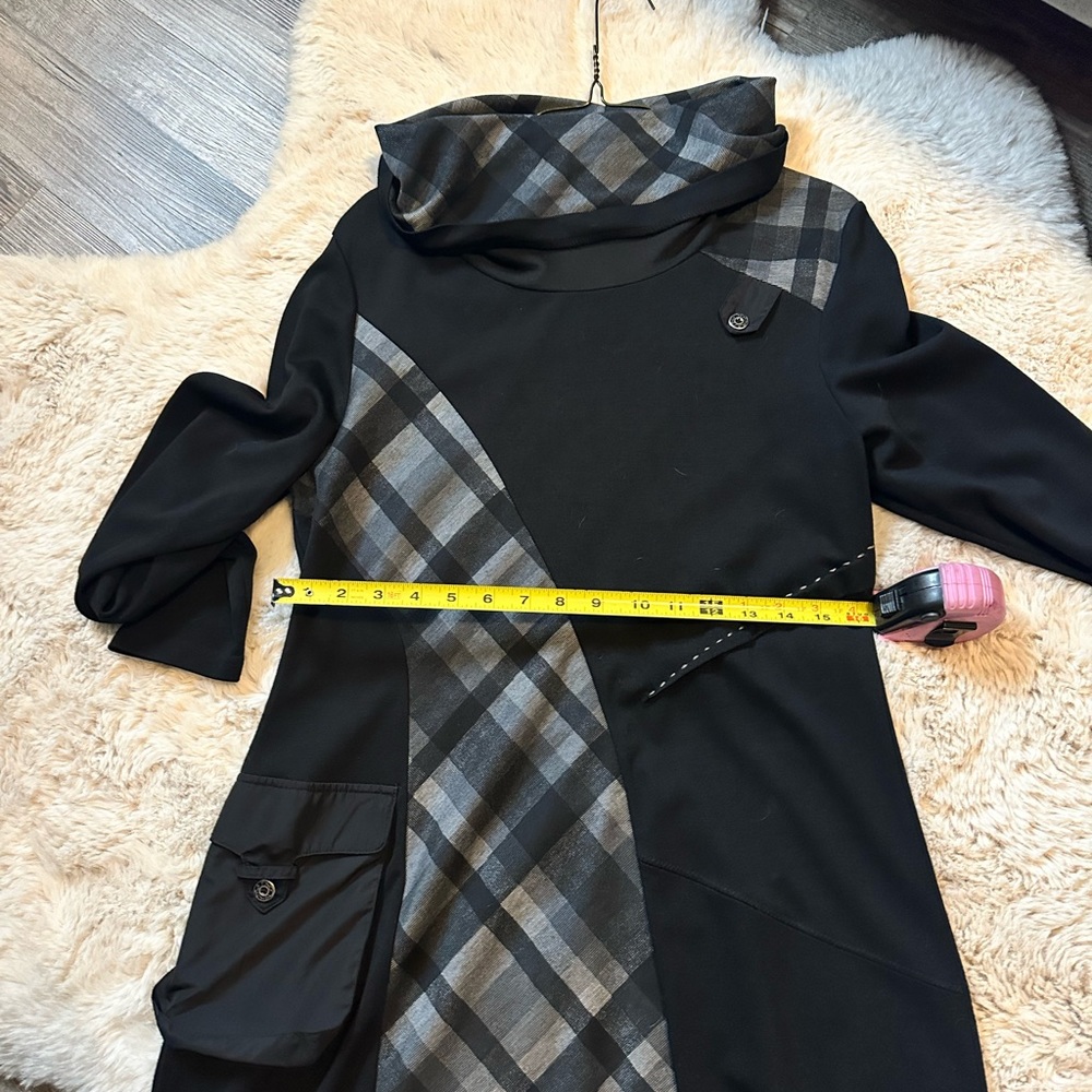Great fashion tunic / balloon dress. NWOT.